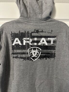 NWT Ariat Hoodie 🤠